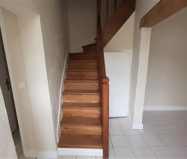 Location appartement 2 pièces - 54m² à Branne (33420) - Photo 3
