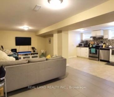 275 Essex Avenue #Bsmt - Photo 2