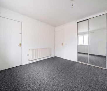 Littlecote Close, Westlea, SN5 - Photo 4