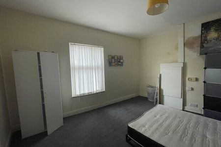 Sark Road, L13 - Photo 2