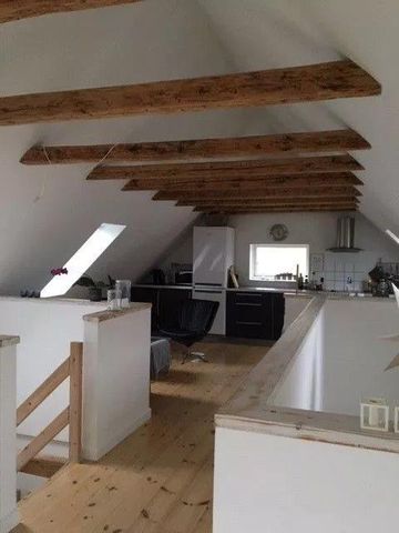 <b>Lys og delevenlig lejlighed på Torvegade – perfekt til studerende eller til deleboende</b> - Photo 2