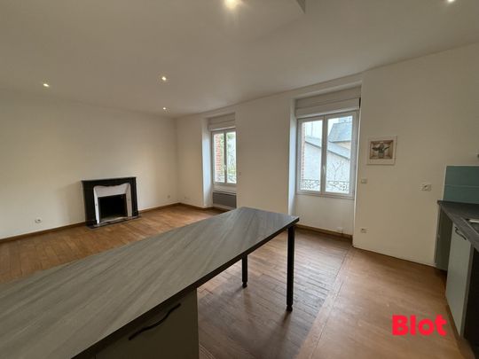 Location Appartement 4 pièces 74m² RENNES 35000 - Photo 1