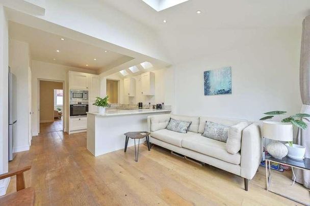 Trentham Street, Southfields, SW18 - Photo 1