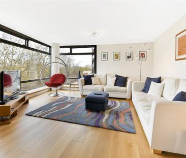 3 bedroom flat to rent - Photo 2