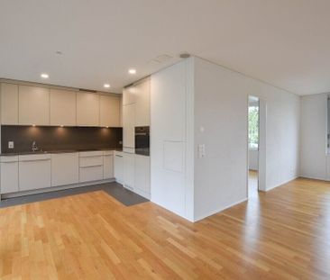 Modern 3.5-room apartment on the ground floor in a central location - Foto 4