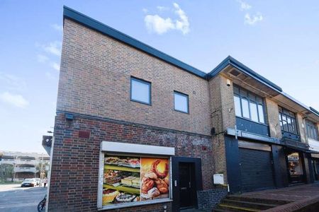 Adams House, Harlow, CM20 - Photo 3