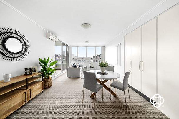 880/33 Hill Road, 2127, Wentworth Point Nsw - Photo 1