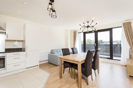 2 bedroom apartment to rent - Photo 3