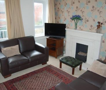 4 bedroom townhouse to rent - Photo 3