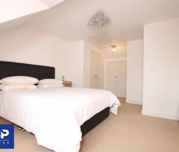 4 bedroom terraced house to rent - Photo 3