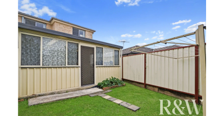 Beautifully Renovated Family Home in Prime Location - Photo 4
