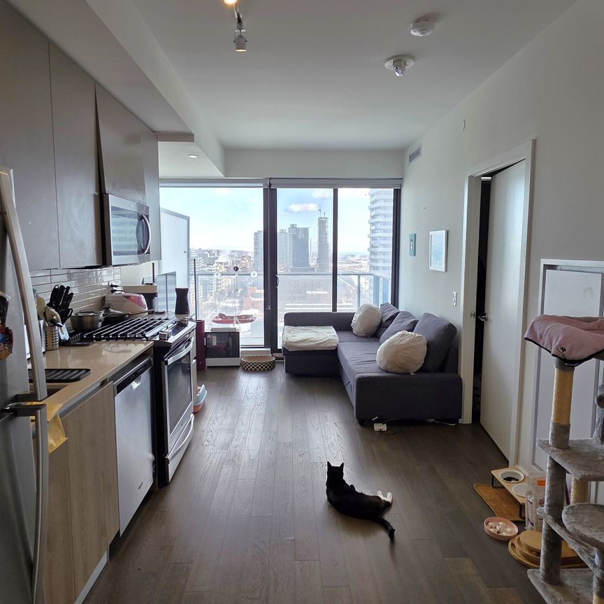 For Lease - 2A Church Street Unit# 2011, Toronto, Ontario - Photo 1