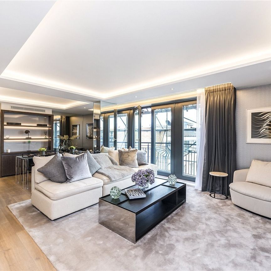 Kensington Gardens Square, Bayswater, W2, London - Photo 1