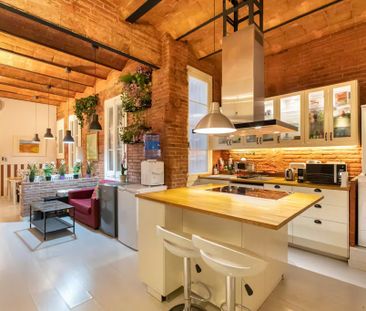 Ronda de Sant Antoni, Barcelona, Catalonia 08001 - Photo 2