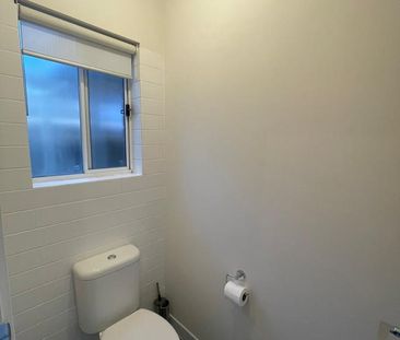 Location, Location! - Photo 5