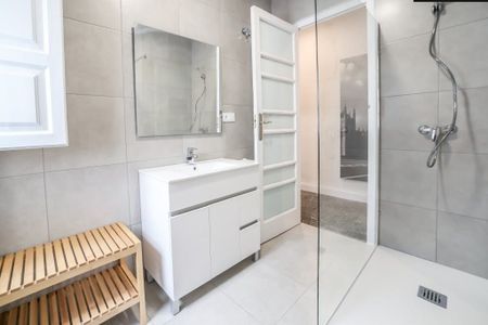 Carrer de Sueca, Valencia, Valencian Community 46006 - Photo 2