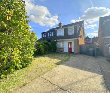 3 bedroom semi-detached house to rent - Photo 6