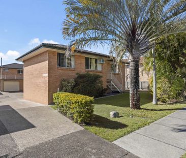 Modern 2-Bedroom Unit in Convenient Moorooka Location - Photo 3