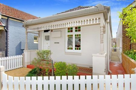39 Albert Street, Leichhardt NSW 2040 - House For Rent | Domain - Photo 2
