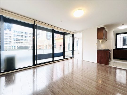501/668 Bourke Street - Photo 1