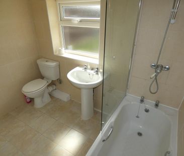 1 bedroom ground floor flat to rent - Photo 4