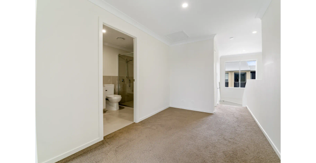Modern 3-Bedroom Townhouse in Pimpama - Photo 1