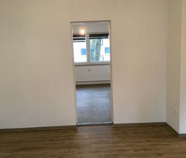 Schöne 2-Zimmer-Wohnung mit Balkon - Foto 5