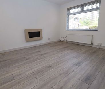 Lakeland Crescent, Bury - Photo 1