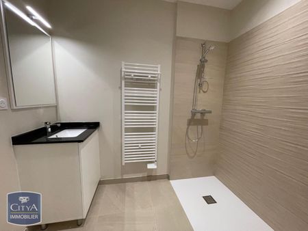 Location Appartement 2 pièces 40m² NARBONNE 11100 - Photo 3