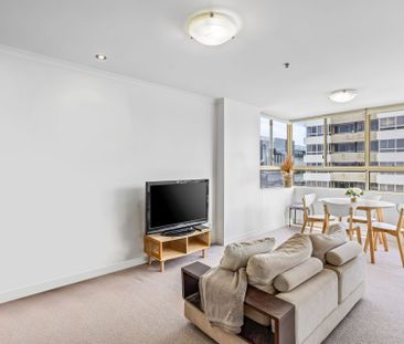 Furnished Riverside Apartment with City Views *Water Bills Included - Photo 2