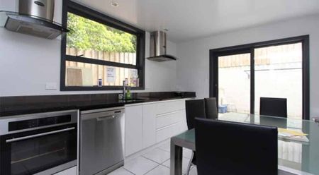 Quiet Executive Studio – Room 4 Available for 2026 - Photo 3