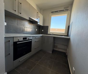 Location Appartement 2 pièces 44m² POITIERS 86000 - Photo 3