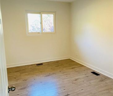 For Lease - 1379 Freeport (Main) Drive, Mississauga, Ontario - Photo 4