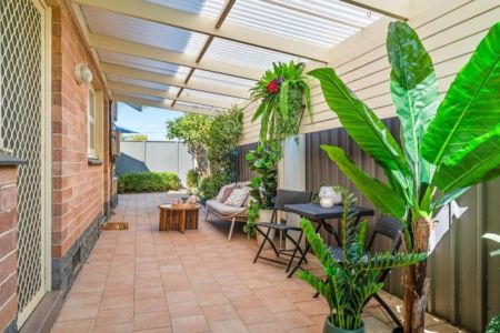 Charming Three Bedroom House close to Glenelg - Photo 4