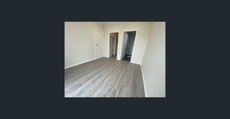 Beautiful Home with Exceptional Features! - Photo 3