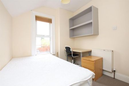 5 bedroom house to rent - Photo 3