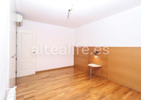 Cap-negret, Altea, Valencian Community 03590