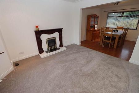 25 Beechgrove Crescent, Belfast, BT6 0NH - Photo 2