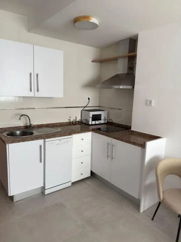 Alquiler de piso en Calle General Ibáñez - Photo 4