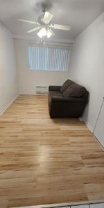 3 1/2 SEMI-MEUBLÉ 1er NOVEMBRE - Photo 4