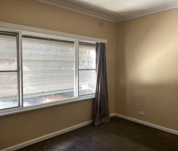 3 Verney Road, Shepparton VIC 3630 - Photo 2