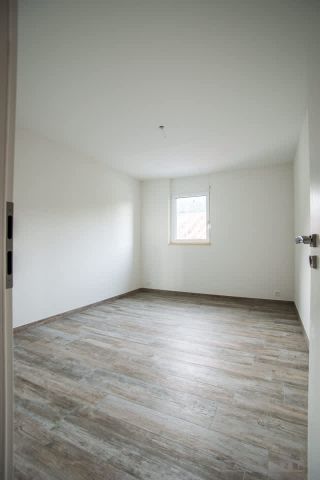 4.5 Zimmer, 100 m², 1. Stock - Foto 5