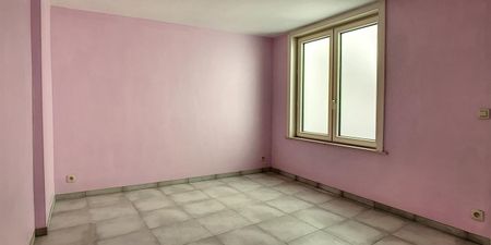 Appartement te huur in Tournai voor € 720 met 1 slaapkamer - Photo 5