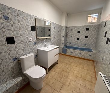 Location Appartement 2 pièces 42m² - Photo 2