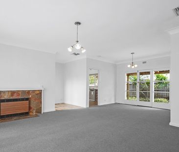 14 Rotherwood Drive, Malvern East VIC 3145 - House For Rent | Domain - Photo 6