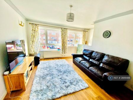 2 bedroom maisonette to rent - Photo 3