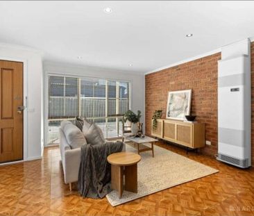 Noble Park - Photo 2