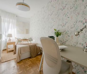 Calle de Leñeros, Madrid, Community of Madrid 28039 - Photo 4