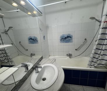 Location Appartement 1 pièce 33m² CARNOUX EN PROVENCE 13470 - Photo 2