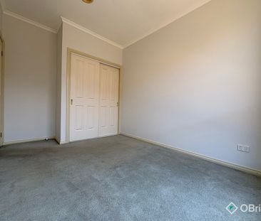 Freshly Painted & Ready to Move In - Photo 5